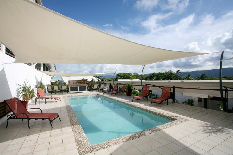 swimming-pool-2270